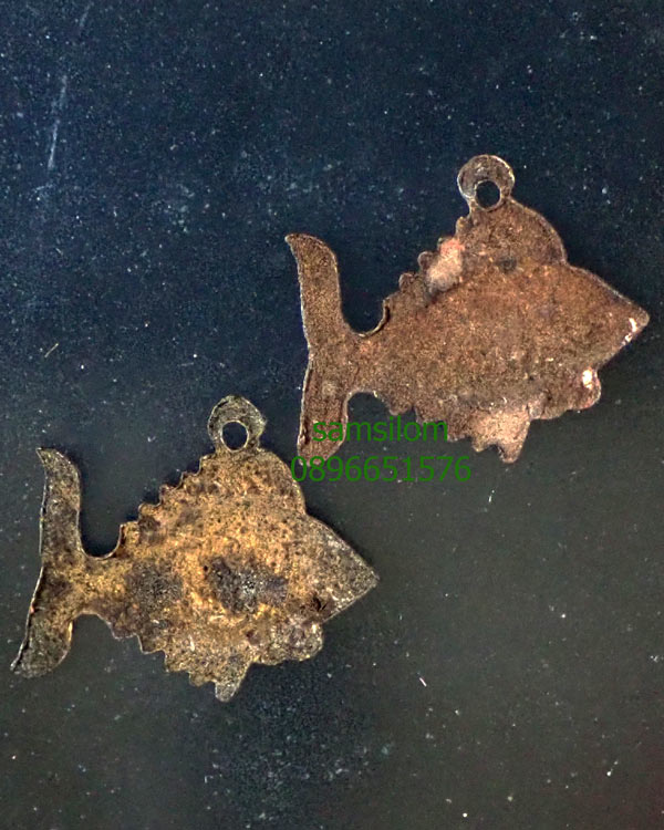 หลวงพ่อจง วัดหน้าต่างนอก ปลาตะเพียนจิ๋ว ตัวจริง ผิวหิ้ง ชุดสอง แท้ดูง่าย หายาก