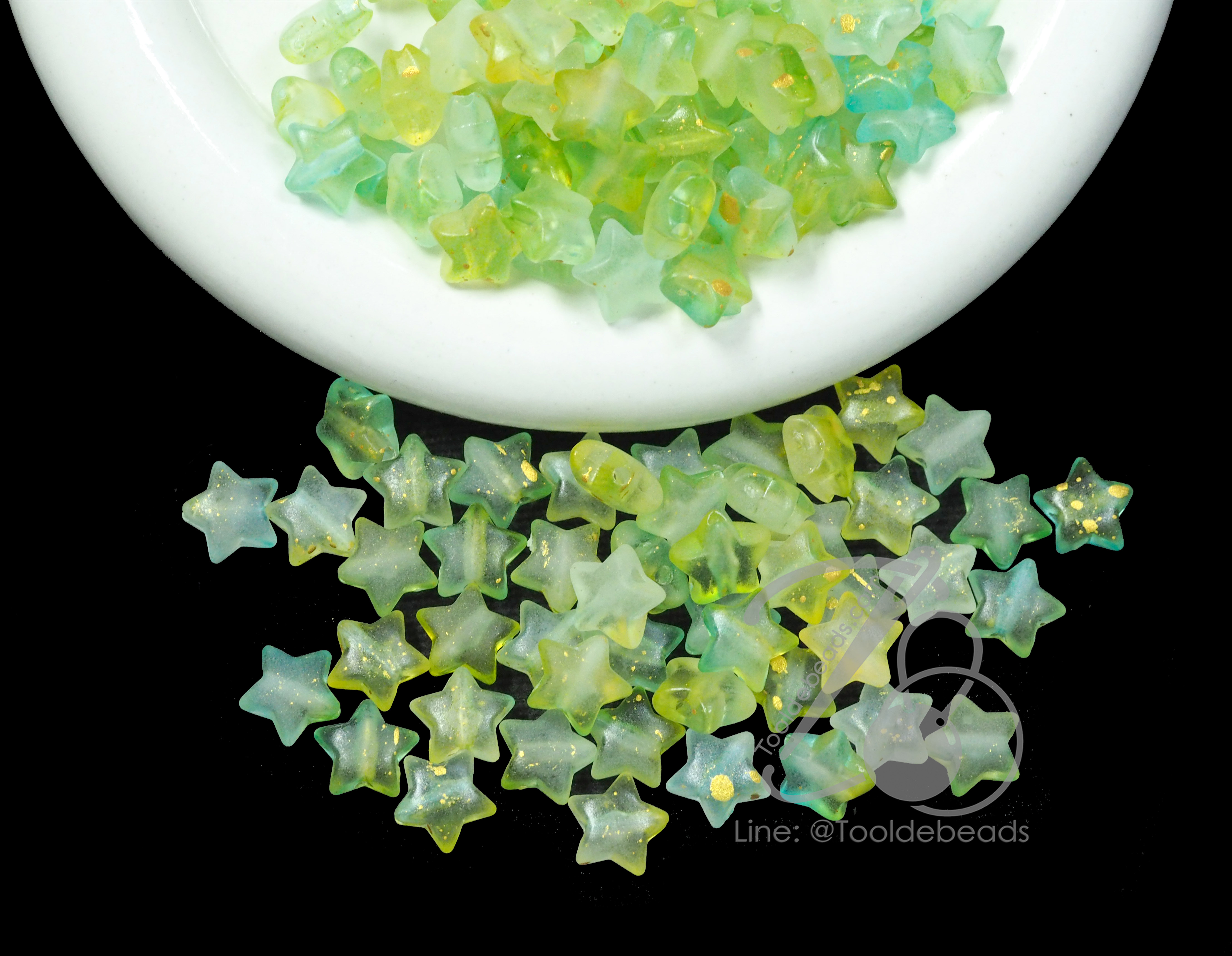 ลูกปัดเนื้อทราย 10มม. ลายดาว สีเขียวทูโทน (80 กรัม) SKU-17094