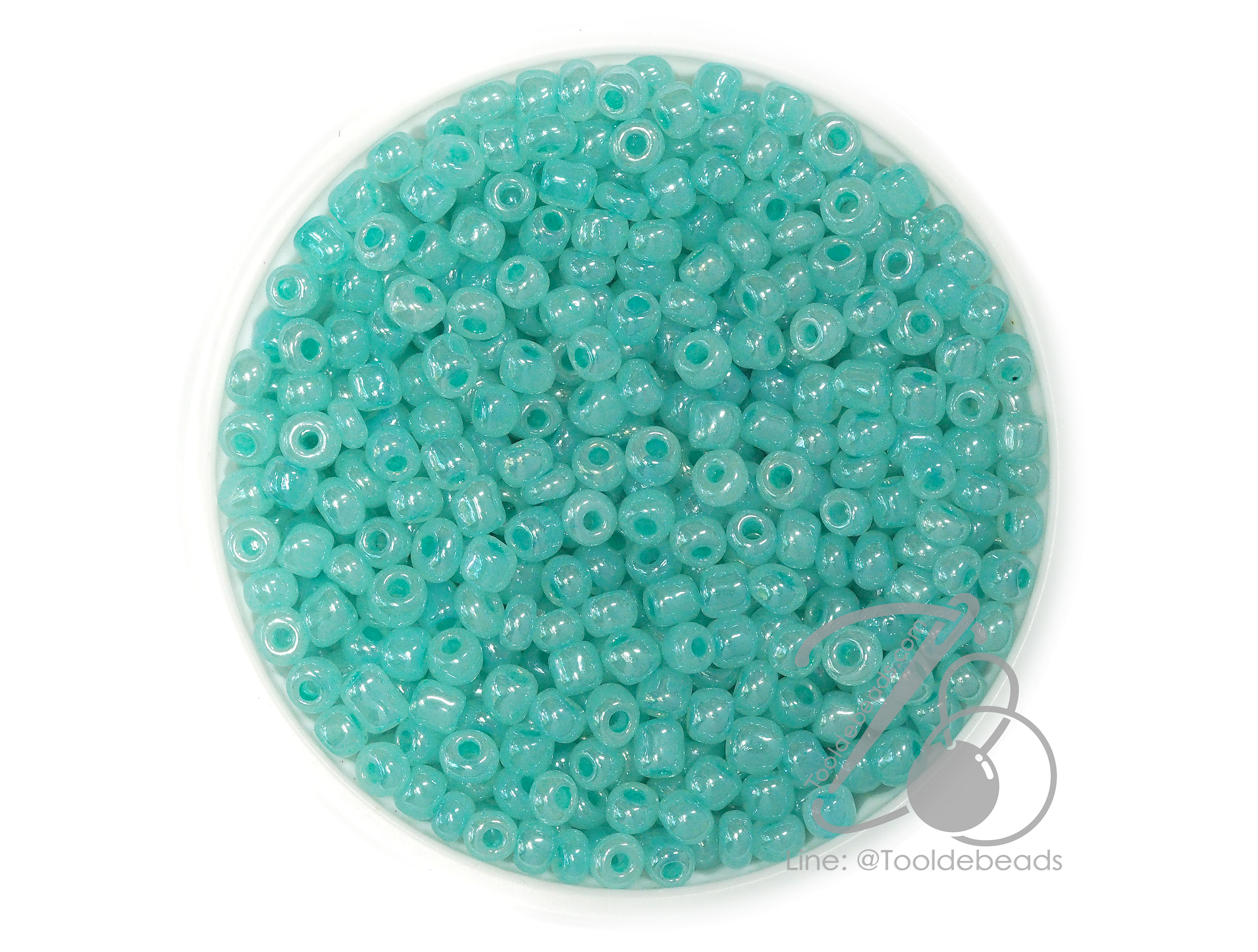 ลูกปัดเม็ดทราย 8/0 โทนมุก สีฟ้าอมเขียว (450 กรัม) SKU-14857