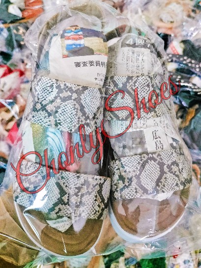 ขายส่งรองเท้าแฟชั่นมือสอง
