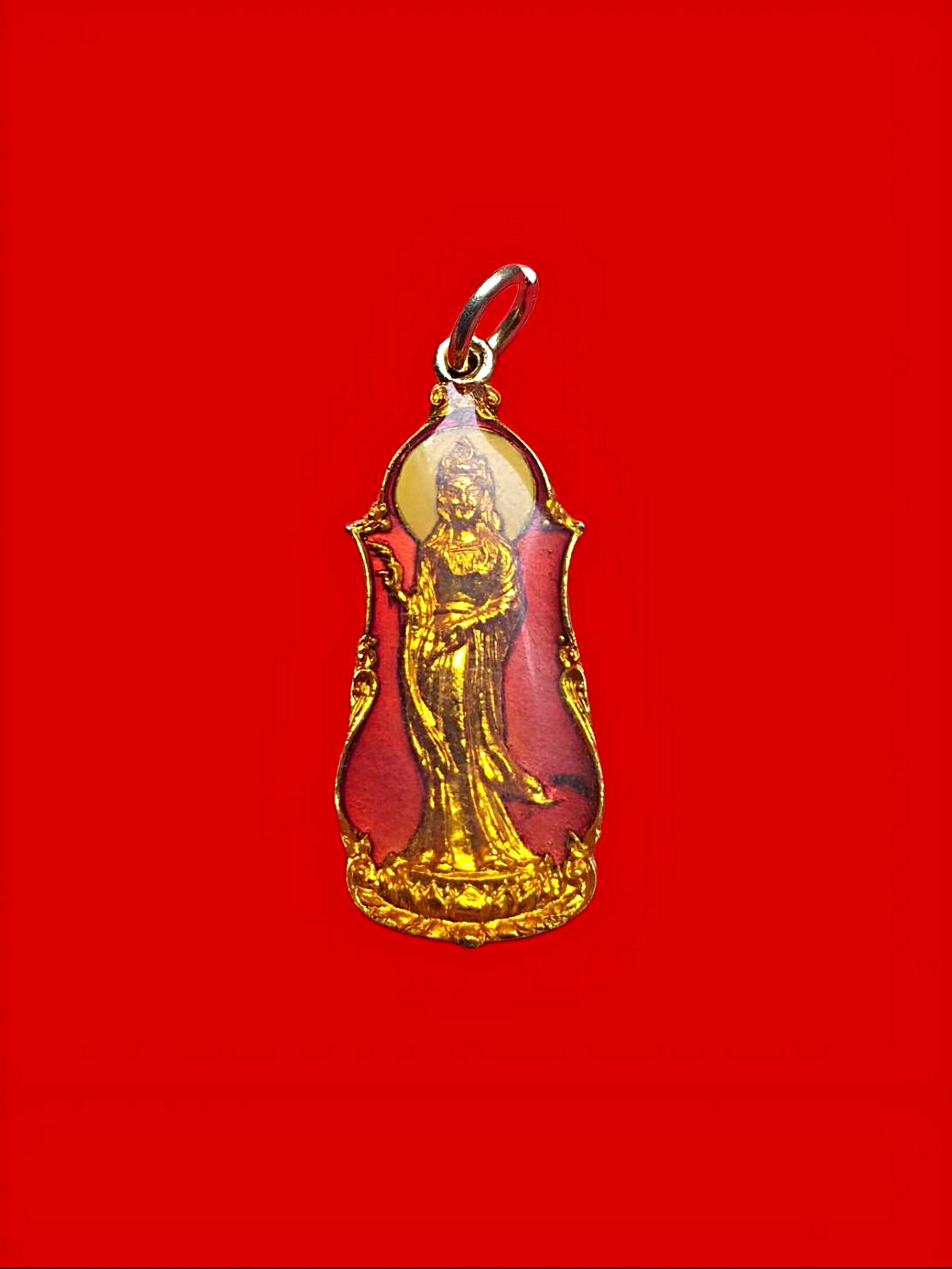 เหรียญพระโพธิสัตว์เจ้าแม่กวนอิมสร้างปีพ.ศ.2529เนื้อกะไหล่ทองลงยาเคลือบเรซิ่น