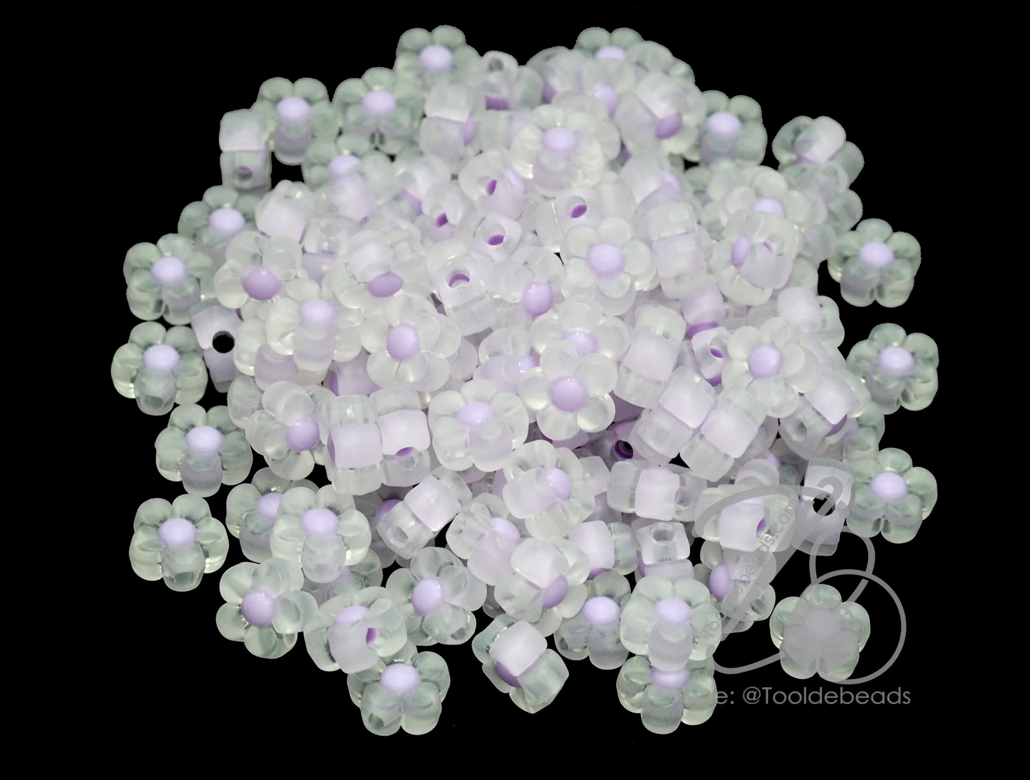 ลูกปัดอะคริลิค 13มม. ลายดอกซากุระเล็กสอดไส้ คละสีขุ่นใส (10 กรัม) SKU-16827