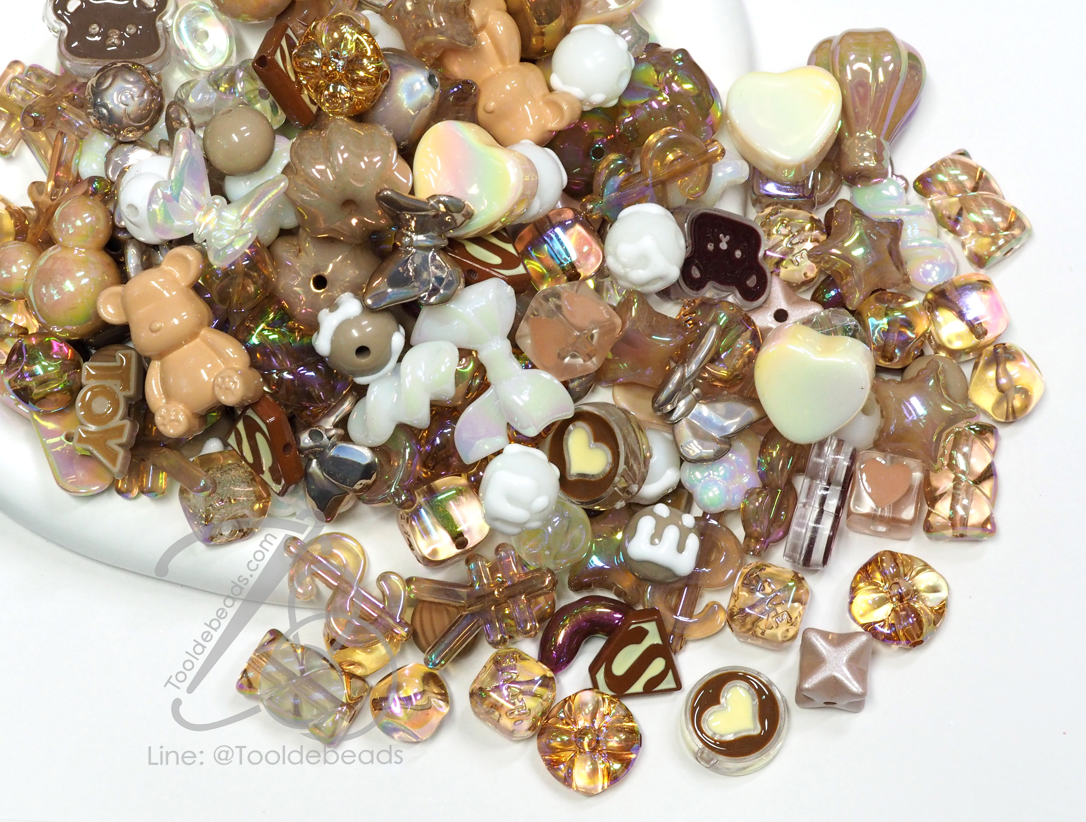 ลูกปัดอะคริลิค เคลือบรุ้ง คละลาย (High Quality) สีน้ำตาล (500 กรัม) SKU-16630