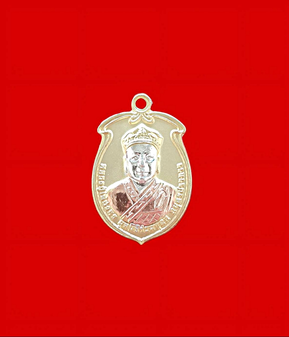 เหรียญหลวงปู่ไต้ฮงกงมูลนิธิร่วมกุศลจ.สมุทรปราการพิธีพุทธาภิเษก2สมัยปีพ.ศ.2555เนื้อสามกษัตริย์