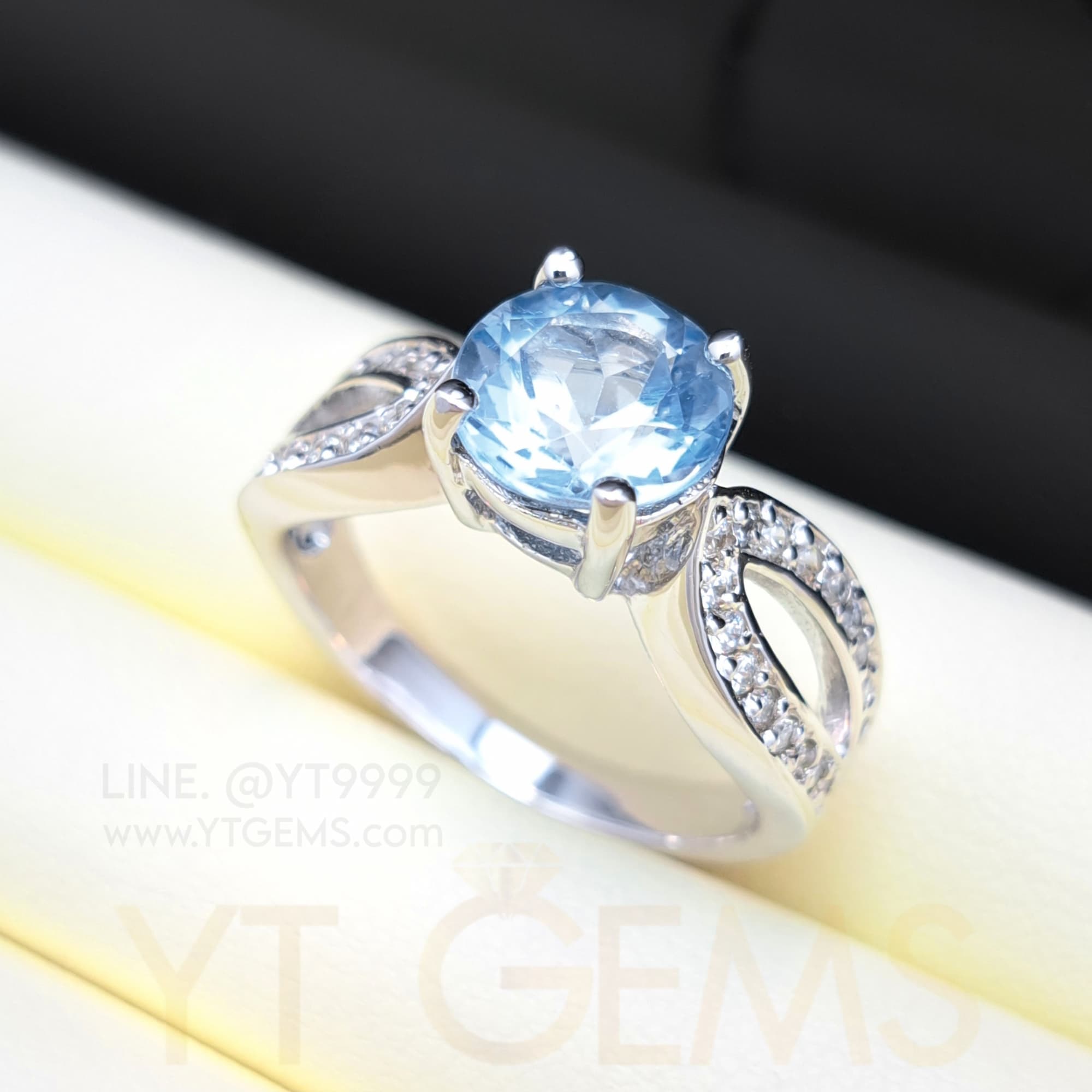แหวนสกายบลูโทแพซ แหวนเงินแท้ ชุบทองคำขาว พลอยแท้ YTG-11858 YTGEMS
