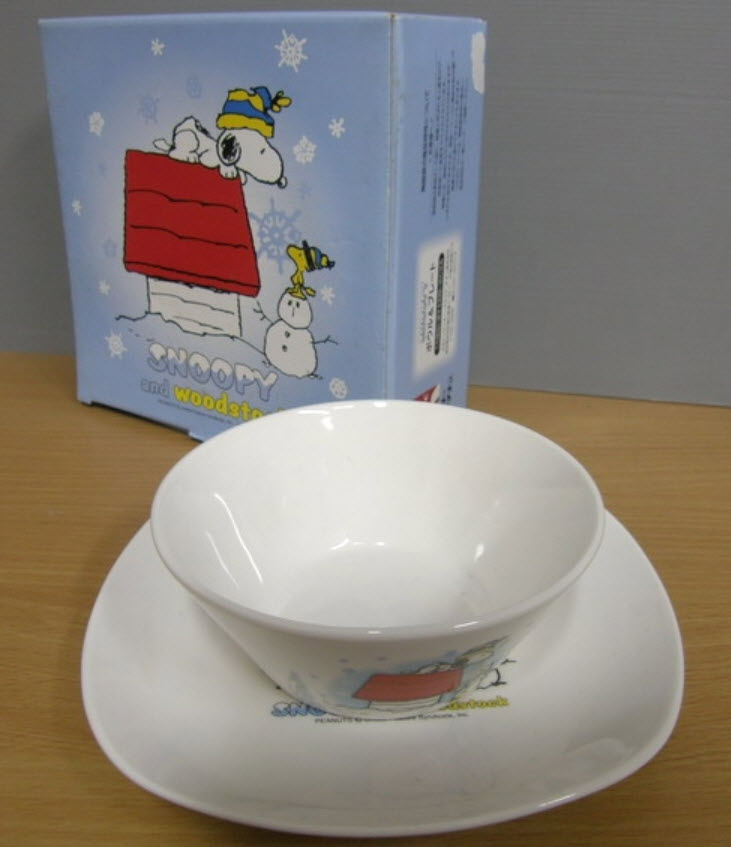 ชุดจาน-ชามเซอรามิคสนูปปี้ (KFC Japan)