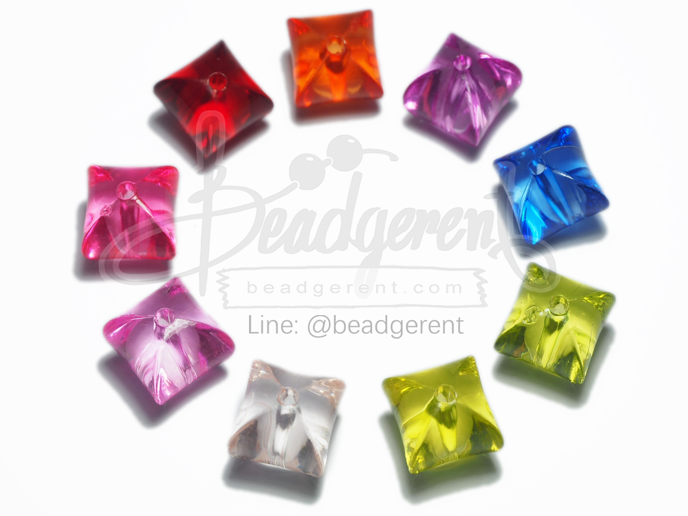 ลูกปัดอะคริลิค 13มม. ทรงเหลี่ยม คละสีใส (100 กรัม) SKU-04576