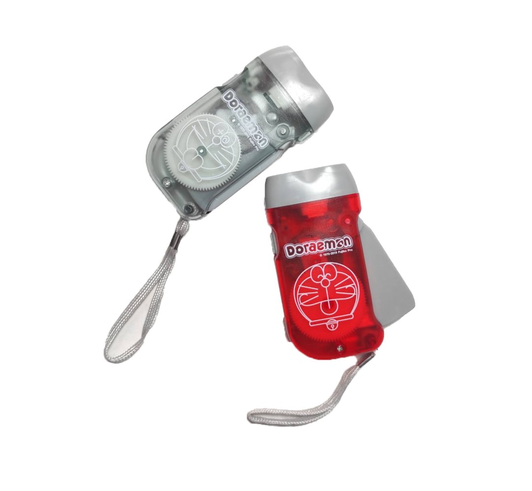 ไฟฉายโดเรม่อน พร้อมส่งมือปั้มไม่ใส่ถ่าน ไฟฉายDoraemon หลายสี