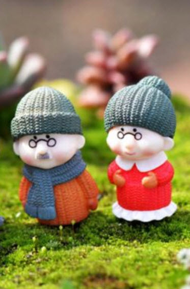 ตุ๊กตาคู่ผู้สูงวัย (ญี่ปุ่น) แบบ C