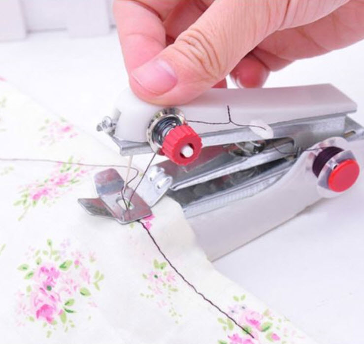 เครื่องเย็บผ้าพกพา