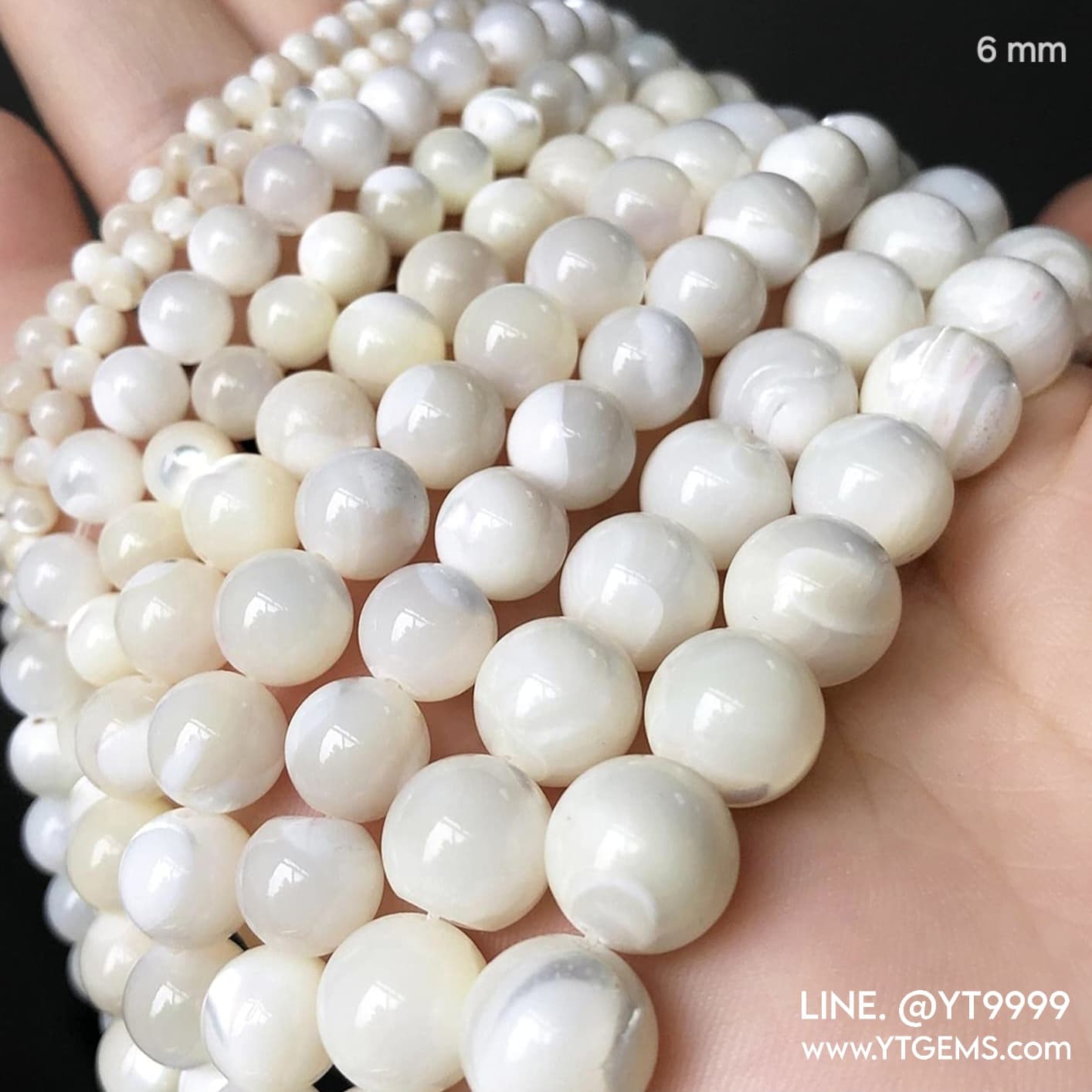สร้อยข้อมือ เปลือกมุกแท้ 6 มม. YTG-11936 YTGEMS