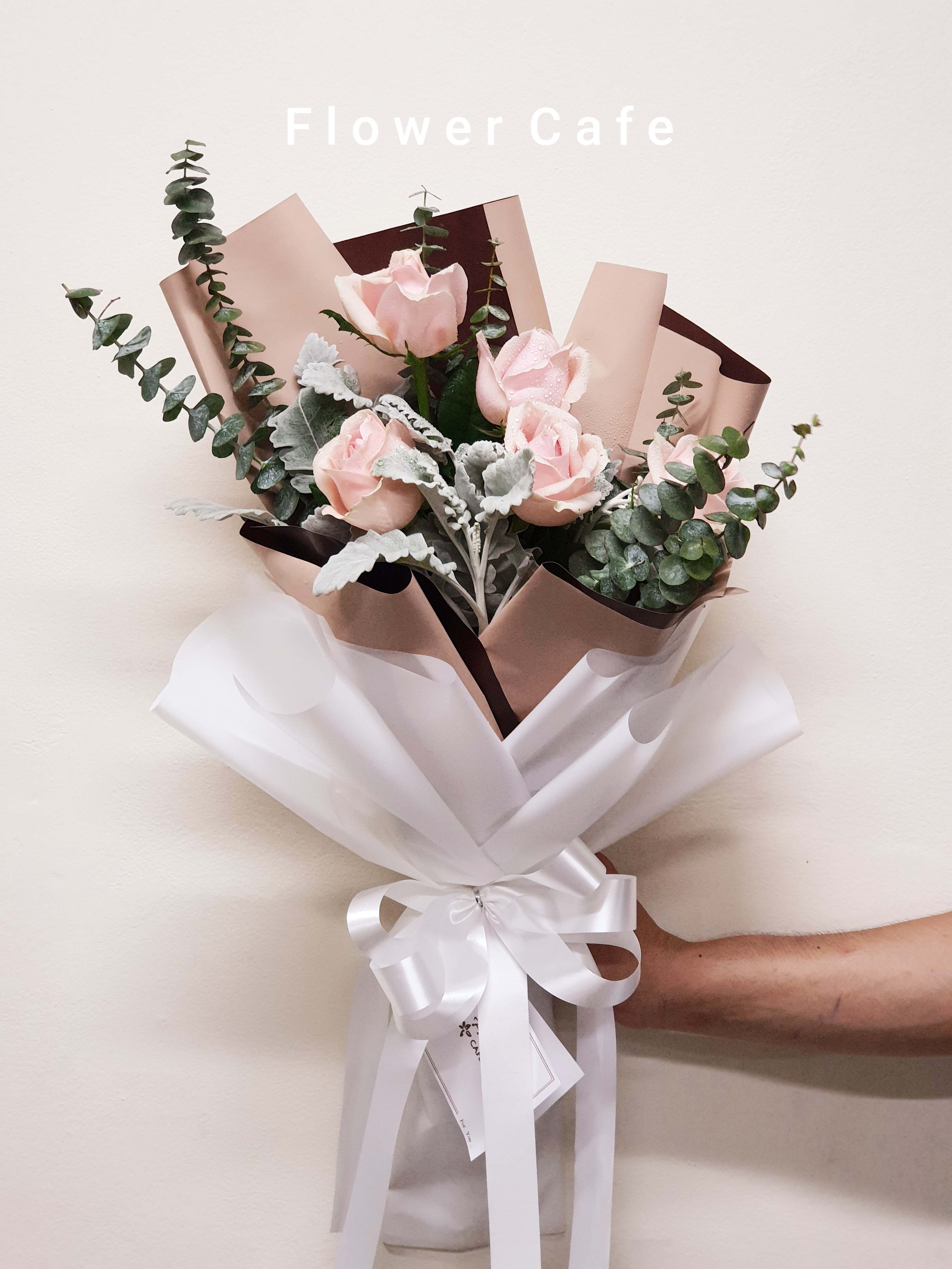 5 Pink Roses
