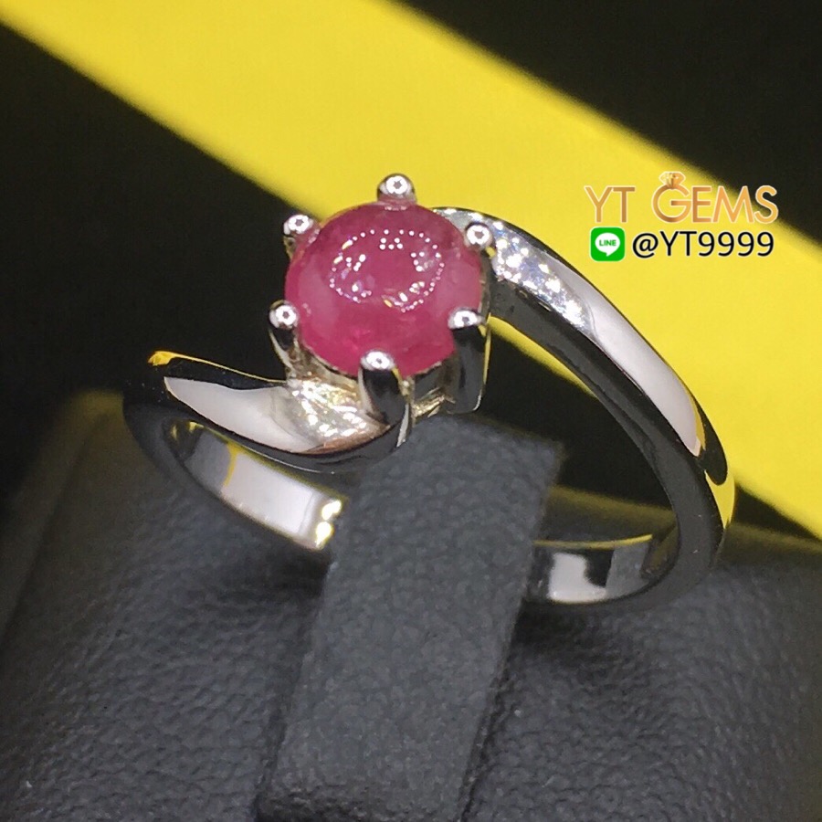 แหวนทับทิม แหวนเงินแท้92.5% ชุบทองคำขาว ประดับพลอยทับทิมแท้ YTG-7675 YTGEMS