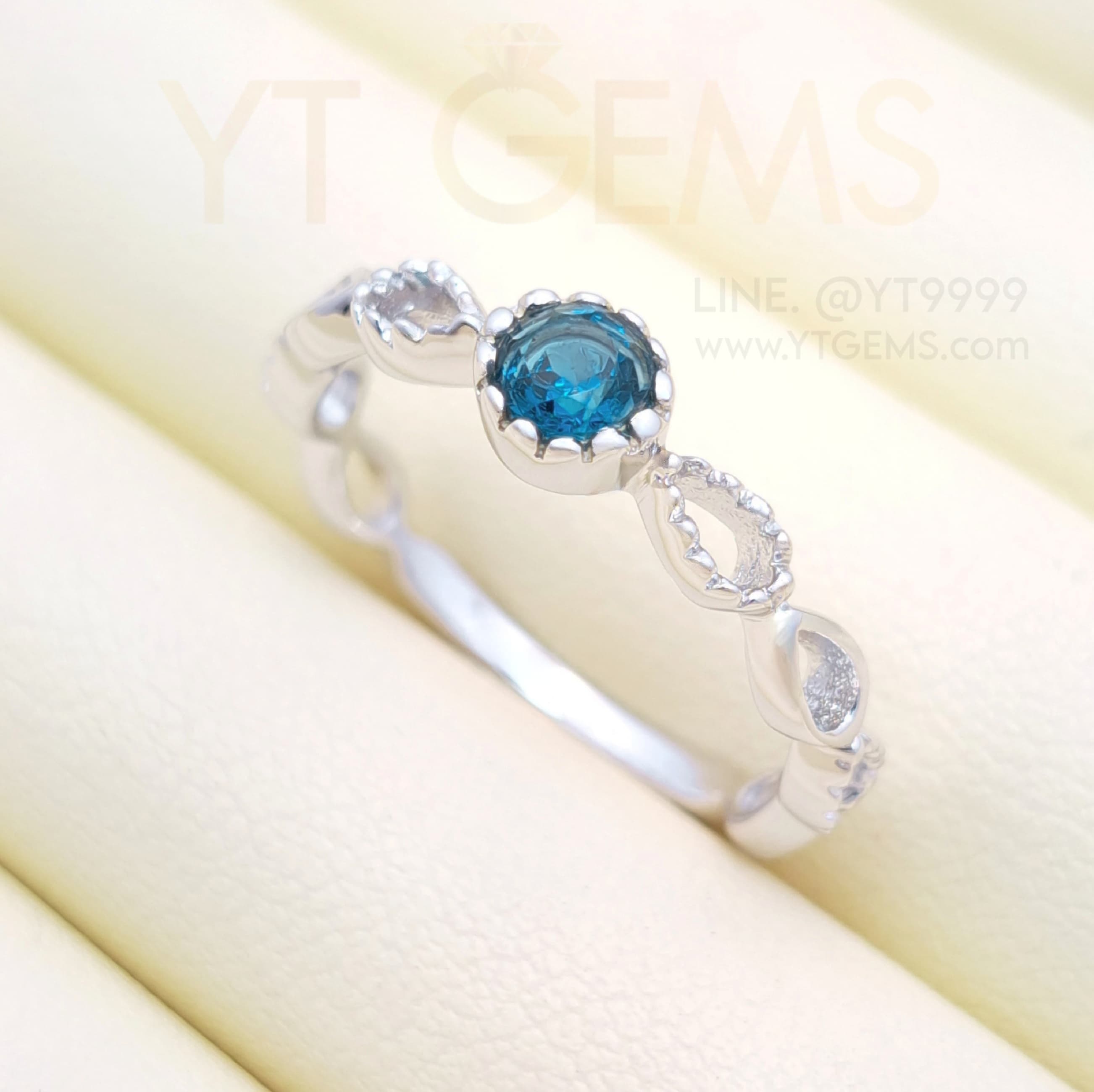 แหวนลอนดอนบลูโทแพซ แหวนเงินแท้ ชุบทองคำขาว พลอยแท้ YTG-11757 YTGEMS