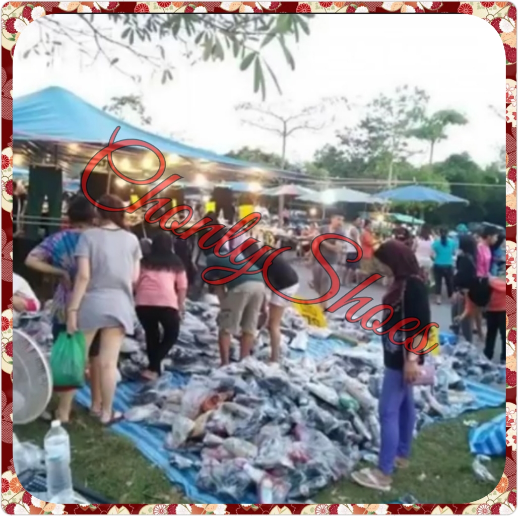 เริ่มต้นขายรองเท้ามือสอง