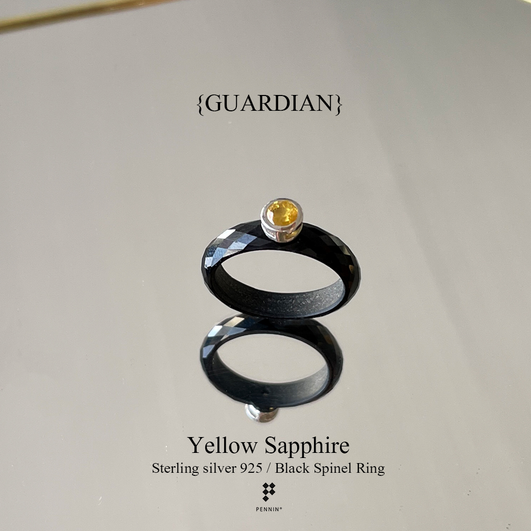 {GUARDIAN} แหวนนิลล้วนเจียตาข่าย ประดับพลอยบุษราคัม 4mm หุ้มเงินชุบทองคำขาว ปกป้องคุ้มครอง นำโชค