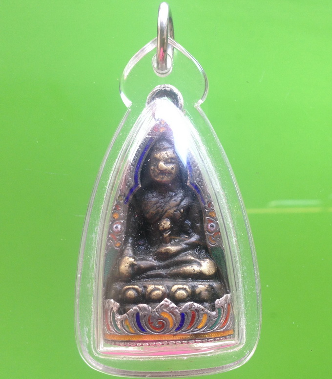 พระกริ่งใหญ่เจ้าคุณนรรัตน์วัดเทพศิรินทราวาสจ.กรุงเทพฯปี2495เนื้อทองผสมพร้อมเลี่ยมเงินลงยา