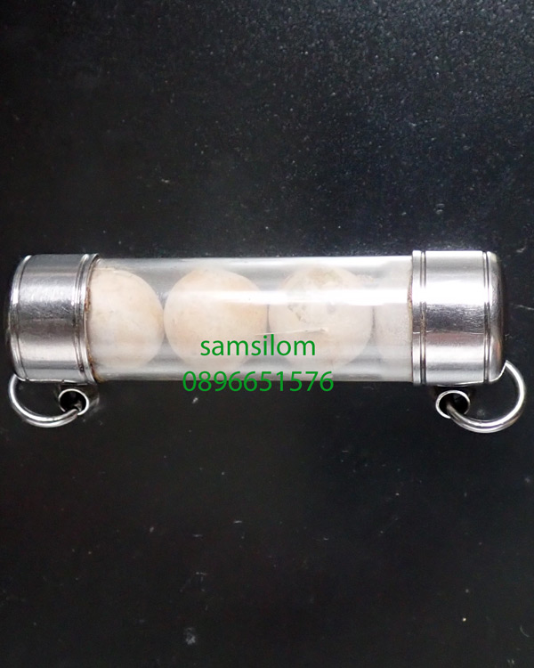 หลวงพ่อสงวน วัดไผ่พันมือ ลูกอมมหาเสน่ห์ผงอิทธิเจ สี่ลูก