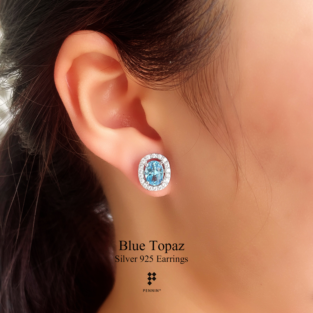 ต่างหูโทแพซสีฟ้า (Blue Topaz) 8x6mm ล้อมเพชรสวิส CZ เกรด TOP 6A เงินแท้ชุบทองคำขาว ดีไซน์สวยหรูคลาสสิก