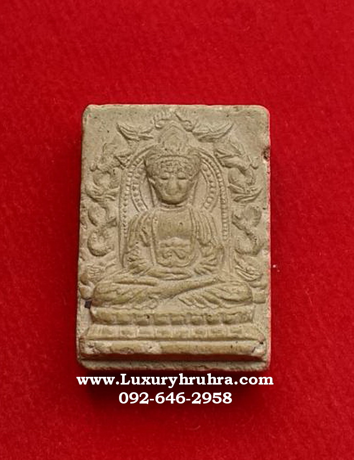 พระโพธิสัตว์เจ้าแม่กวนอิมวัดหนองหอยจ.ราชบุรีเนื้อผงสีน้ำตาล