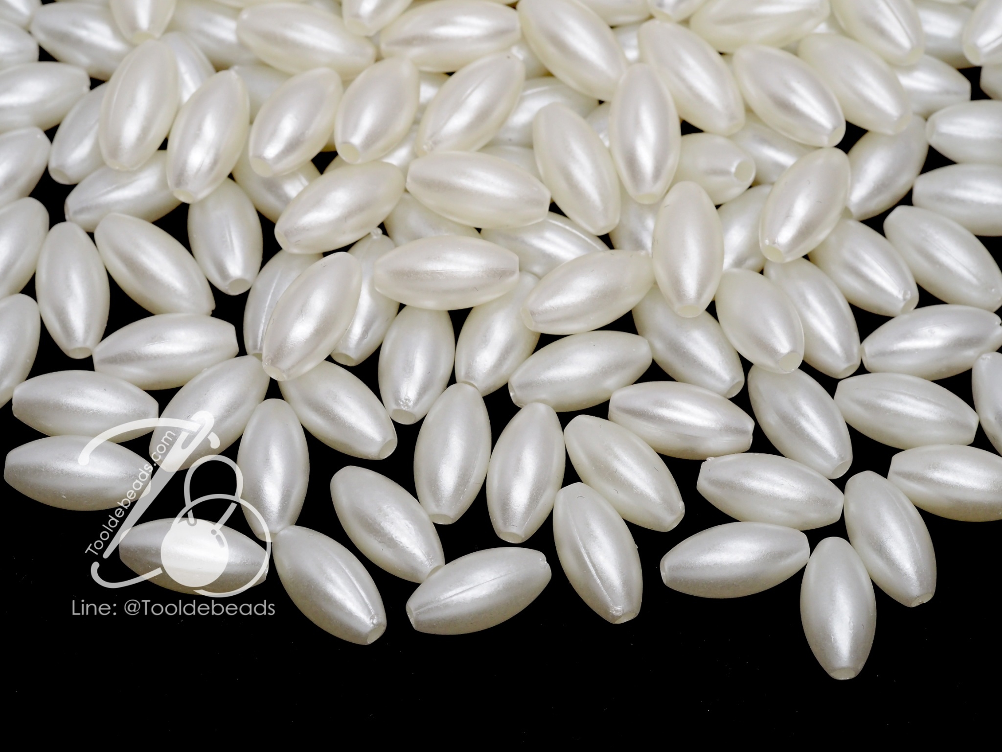 มุกพลาสติก 6*12มม. ทรงเม็ดข้าว สีครีม (500 กรัม) SKU-06832