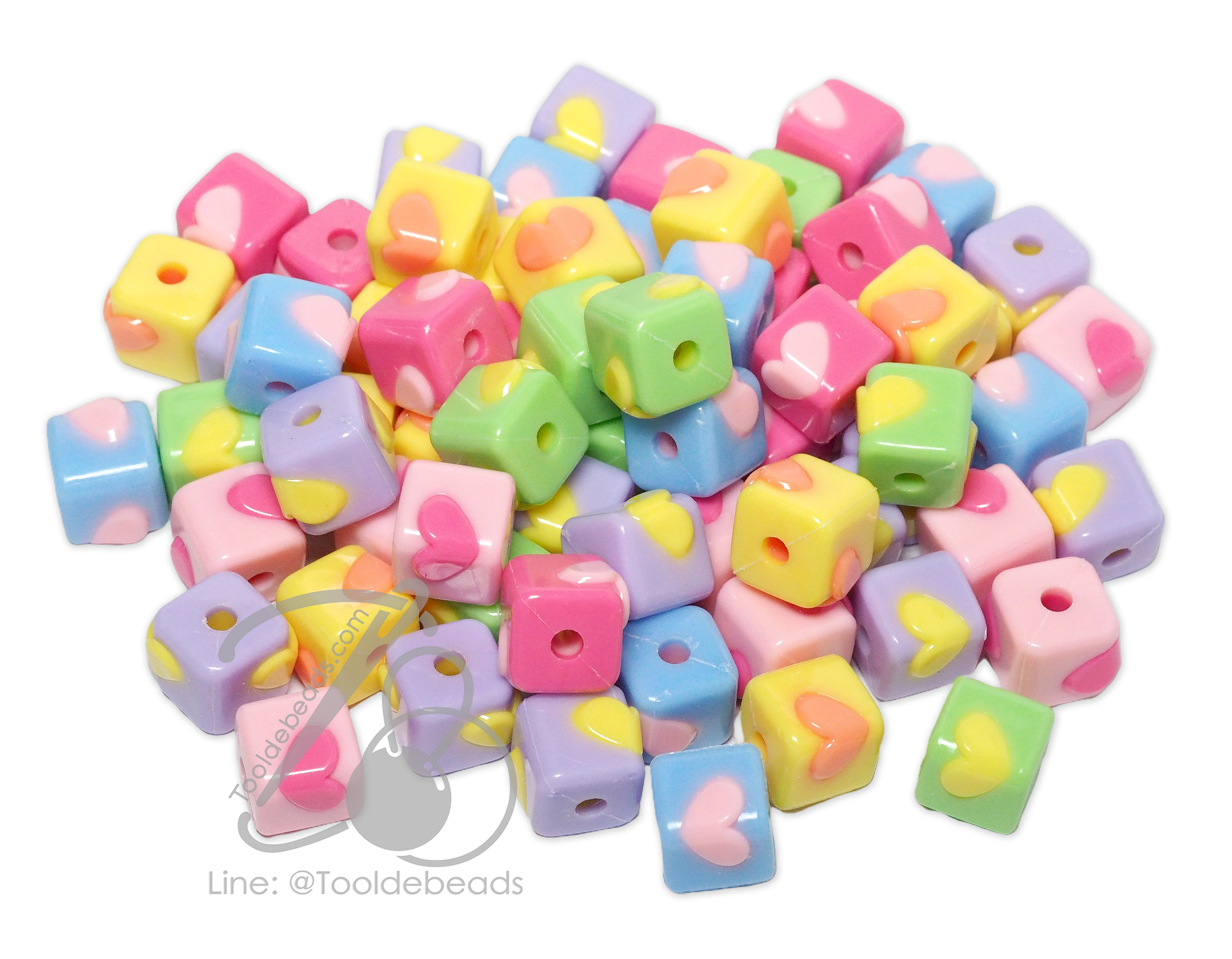 ลูกปัดอะคริลิค ทรงนูน 10มม. ลายเต๋าหัวใจ สีหวาน (50 กรัม) SKU-17856
