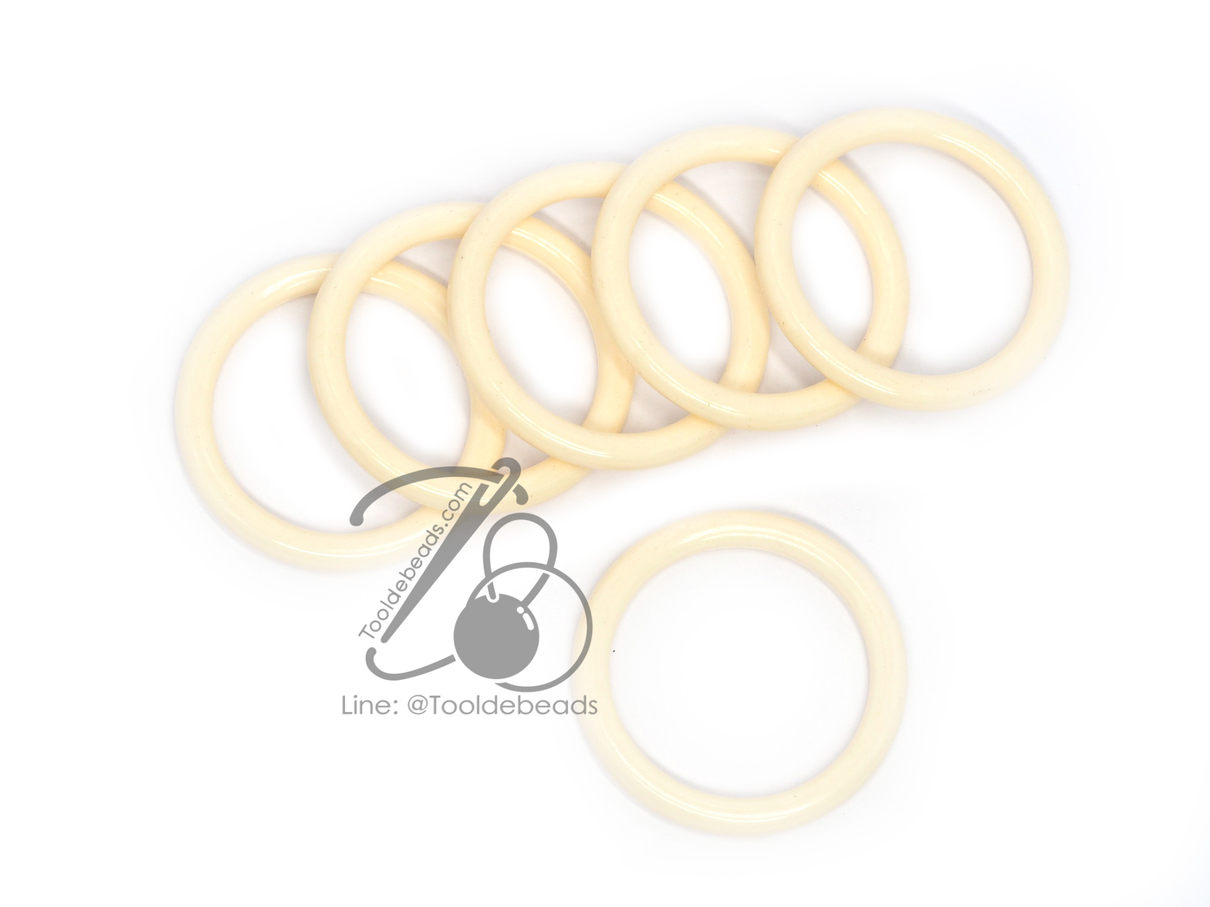 ห่วงพลาสติกโบ๋ 38มม. สีสด (450 กรัม) SKU-13164