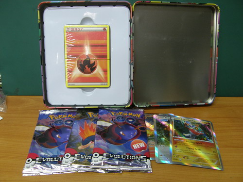 การ์ดโปเกมอน 1 ชุดใหญ่+3แพ็ค พร้อมกล่องโลหะ
