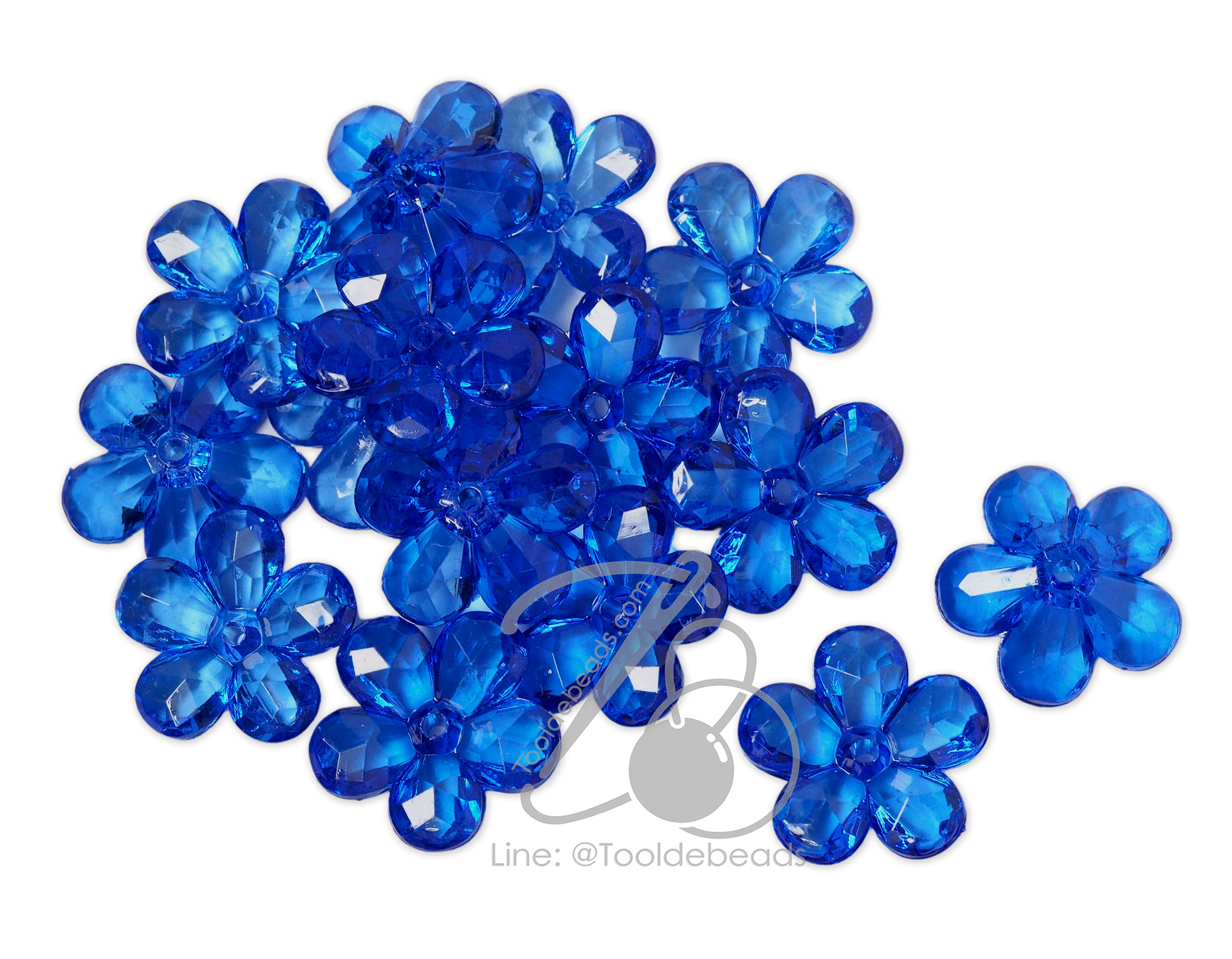 ลูกปัดอะคริลิค 27มม. ลายดอกจำปา รูกลาง สีใส (500 กรัม) SKU-17829