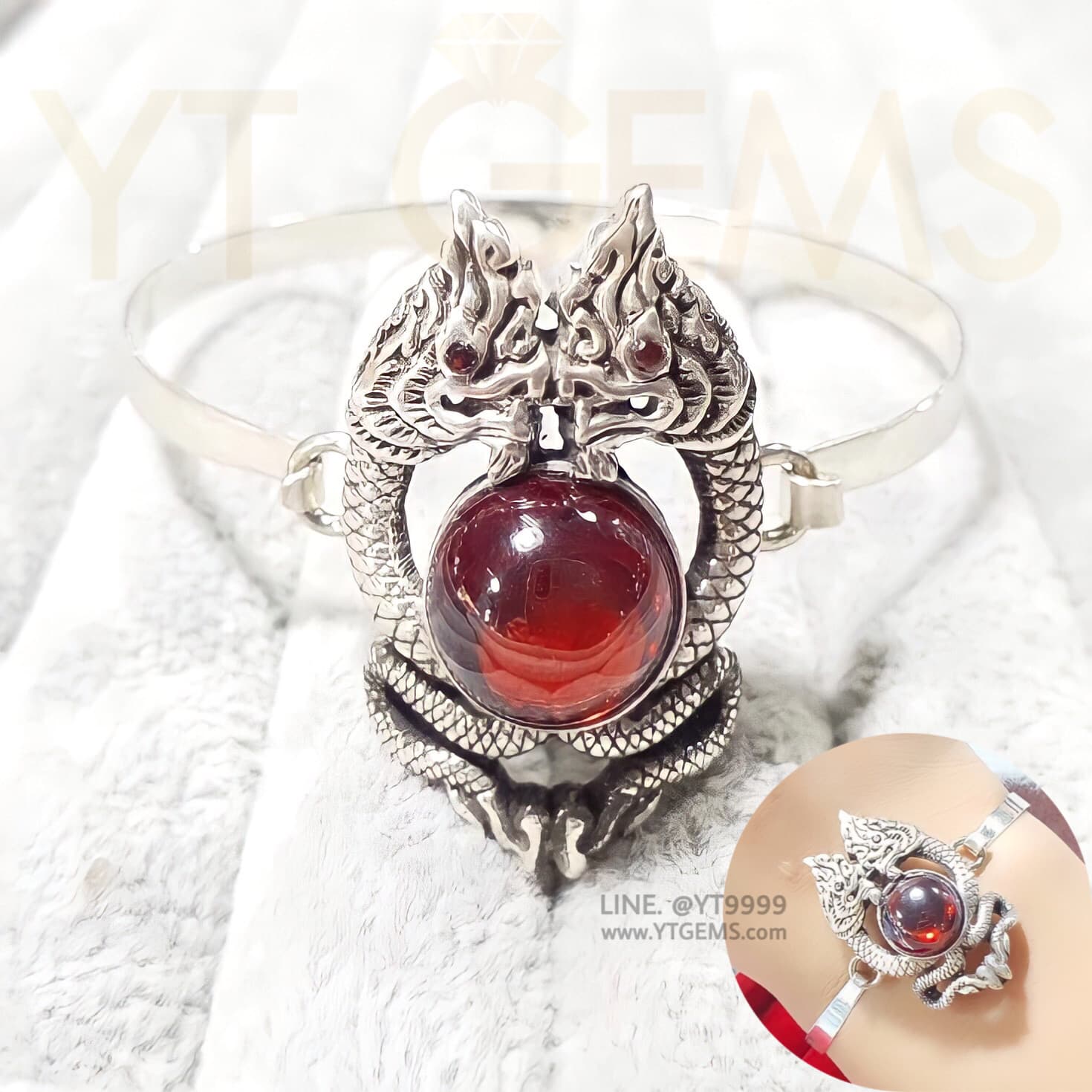 กำไลพญานาคคู่ นาคเกี้ยว โอบมณีสีแดง โกเมน กำไลเงินแท้ รมดำ พลอย(CZ) YTG-11696 YTGEMS