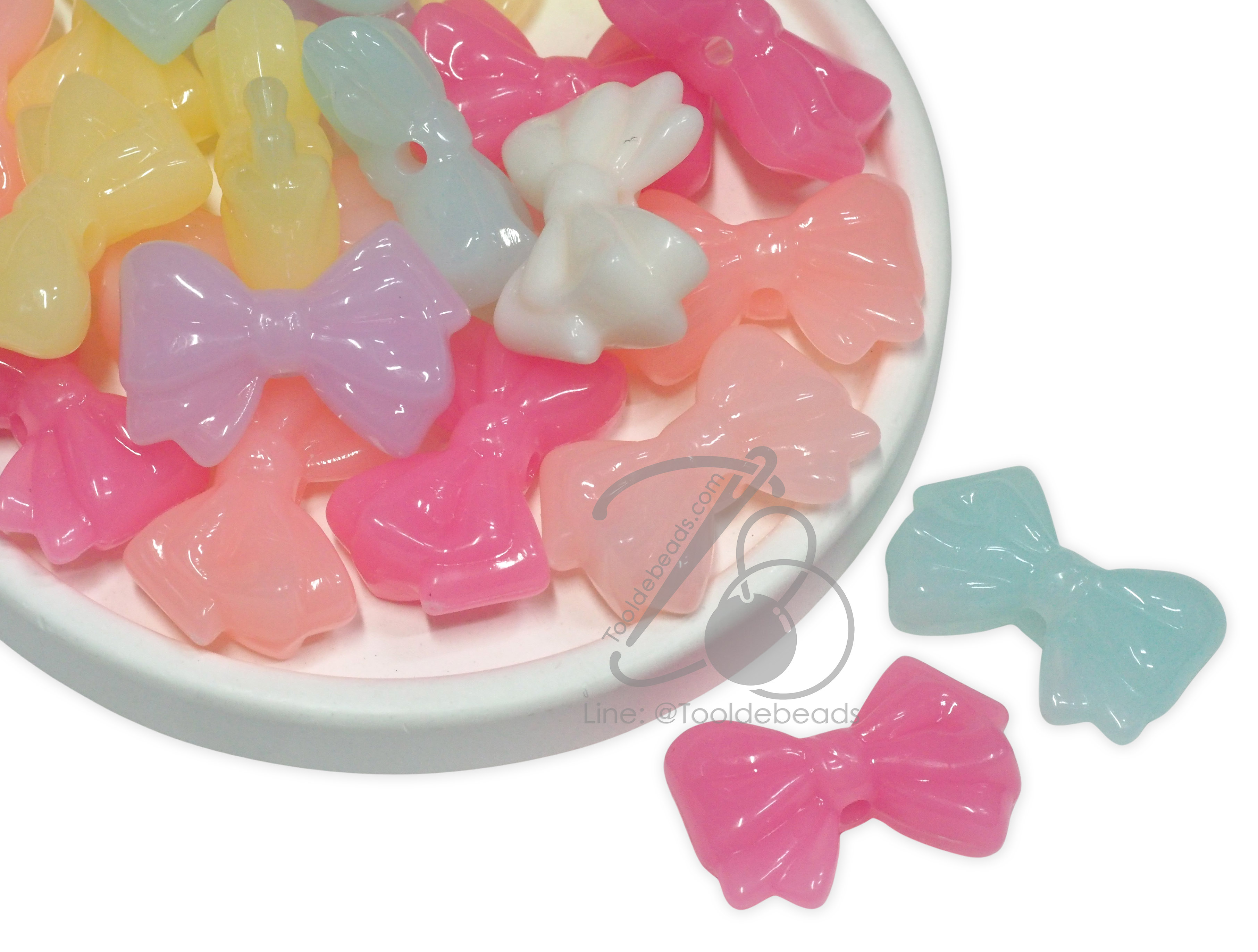 ลูกปัดอะคริลิค 30มม. ลายโบว์อ้วน คละสีเยลลี่หวาน (500 กรัม) SKU-16539