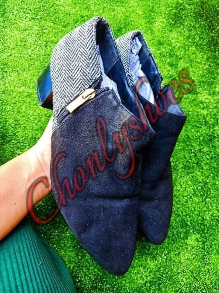ขายส่งรองเท้าบูทมือสอง