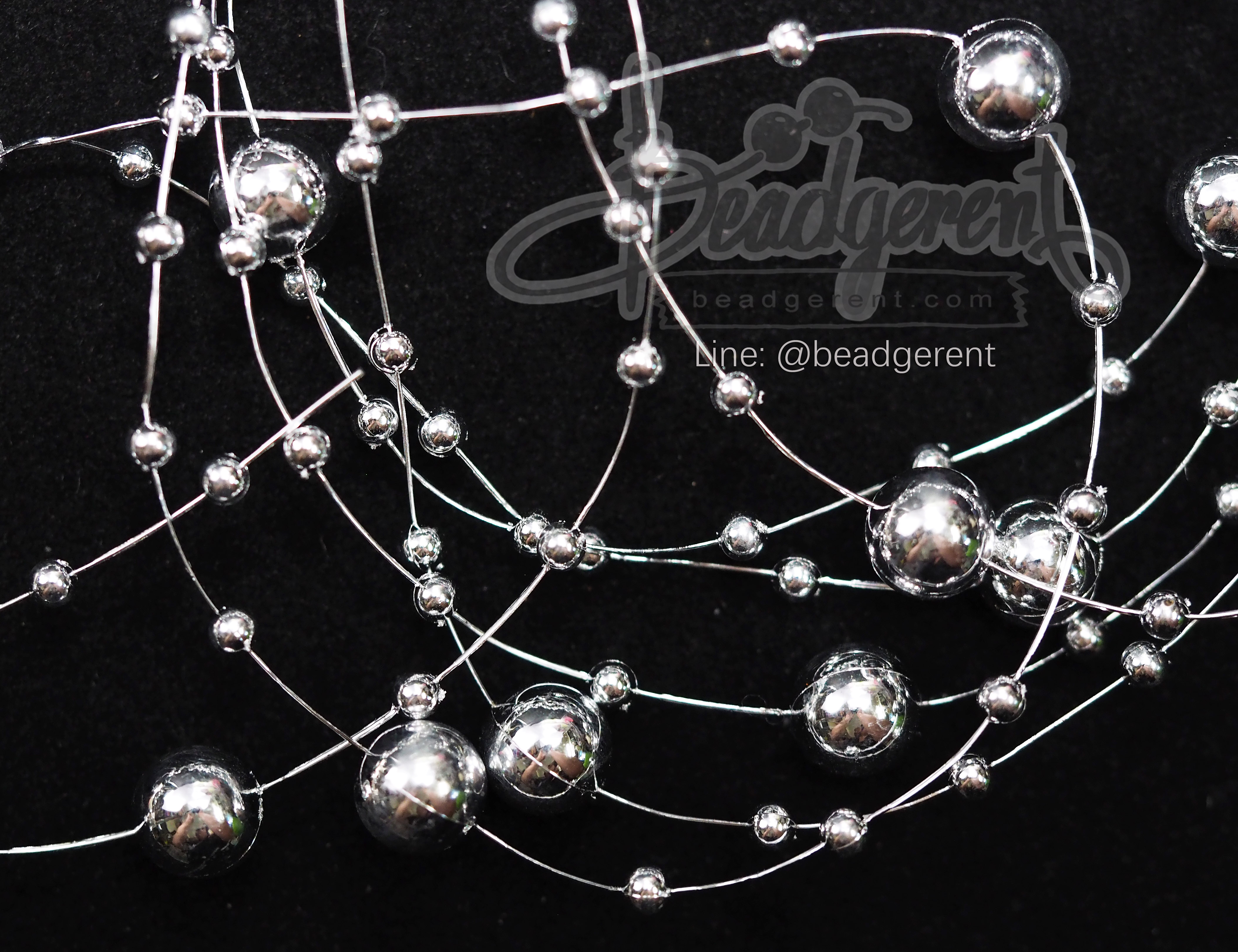 มุกเส้น 8มม. ลายมุกเจ้าสาว สีเงิน (1 หลา) SKU-01845