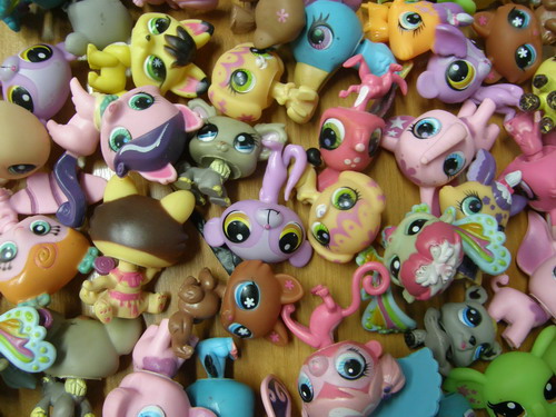 โมเดล LPS (Littlest Pet Shop) คละแบบ 10 ตัว (OEM)