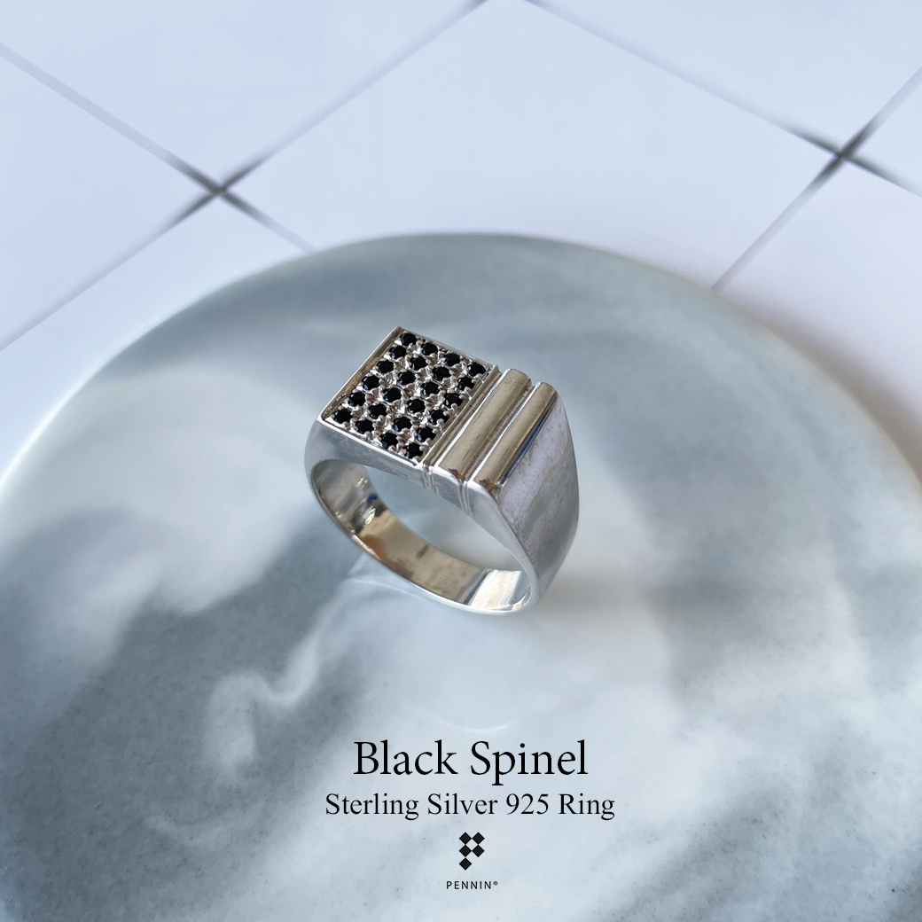 HUGO: แหวนพลอยแท้ผู้ชาย นิล (Black Spinel) เงินแท้ชุบทองคำขาว หน้าสี่เหลี่ยม แนวโมเดิร์น เข้มแข็ง สง่างาม