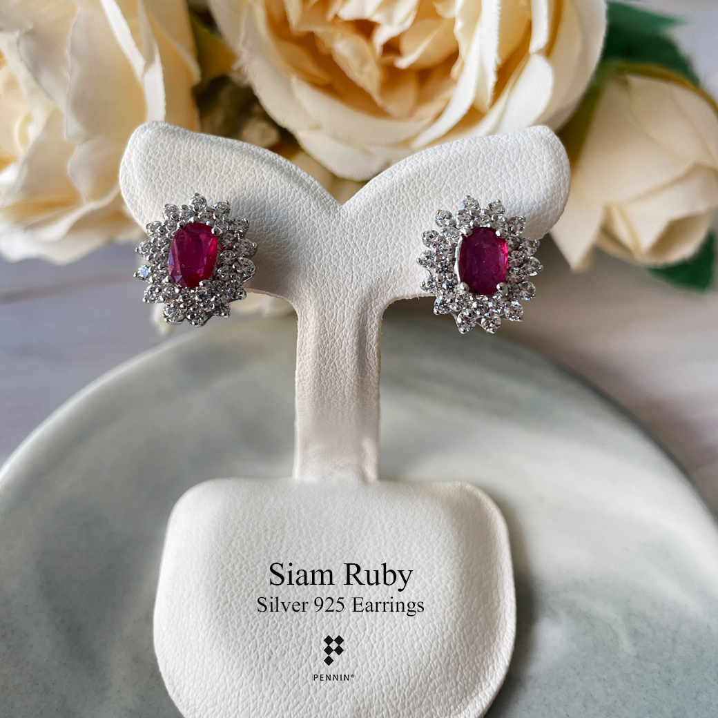 ต่างหูทับทิมจันท์เผาเก่า ล้อมเพชรสวิส CZ เกรด TOP 6A เงินแท้ชุบทองคำขาว ดีไซน์สวยหรูคลาสสิก