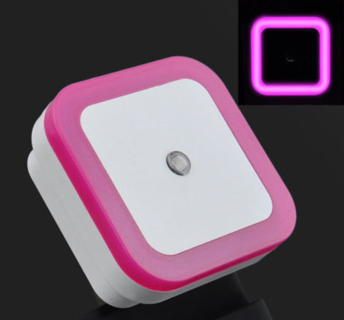 ไฟอัตโนมัติ สีชมพู (ขาเสียบแบน)