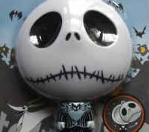 พวงกุญแจกระจกไนท์แมร์