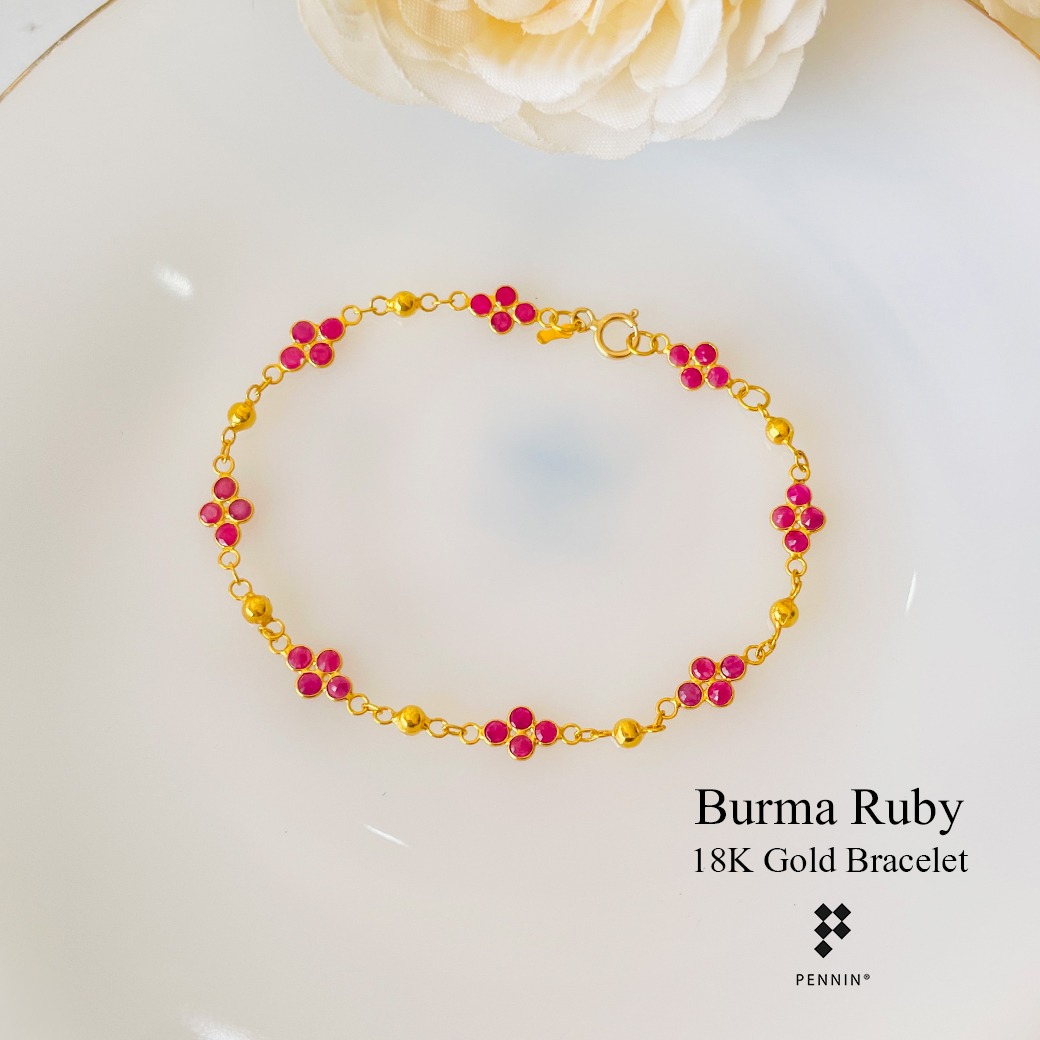สร้อยข้อมือทองแท้ 18K ทับทิมพม่า ฝังหุ้มลายดอกไม้ 3.96ct คั่นทองกลม 1.70g ยาว 18 cm(ปรับขนาดได้)