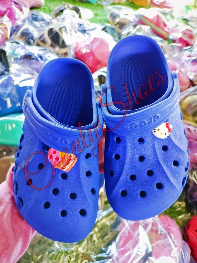 รองเท้าCrocsมือสอง