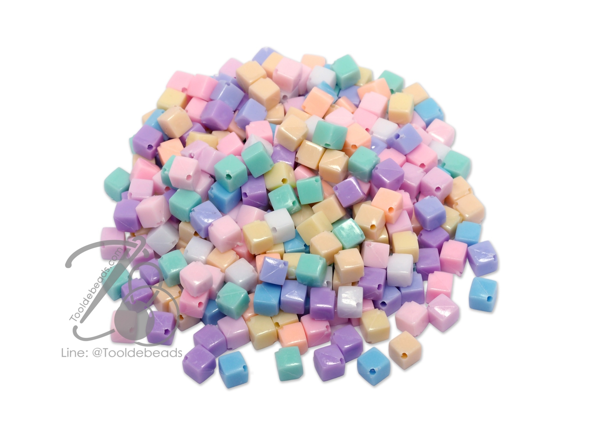 ลูกปัดพาสเทล 8มม. ลายลูกเต๋า ร้อยทะแยง (80 กรัม) SKU-08514