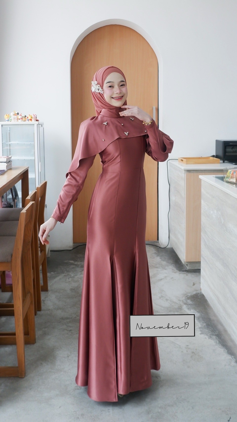 เดรสออกงาน ชุดอิสลามผู้หญิง เดรสมุสลิม รุ่นแอนโทนเนีย เดรสเพื่อนเจ้าสาว ชุดใส่รายอ ชุดนิกะห์ Dressmuslim