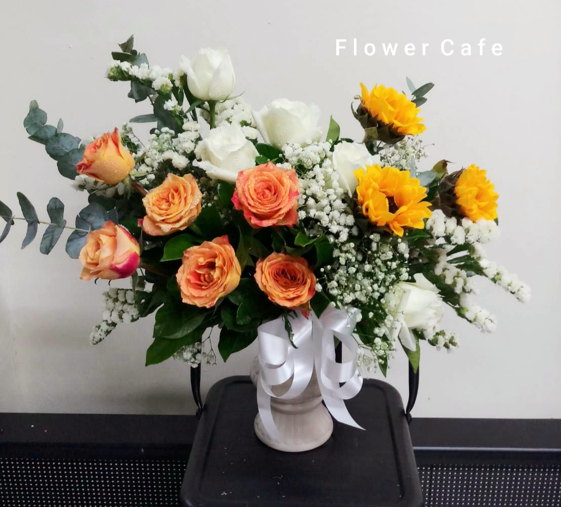 The Best Wishes Vase Bouquet