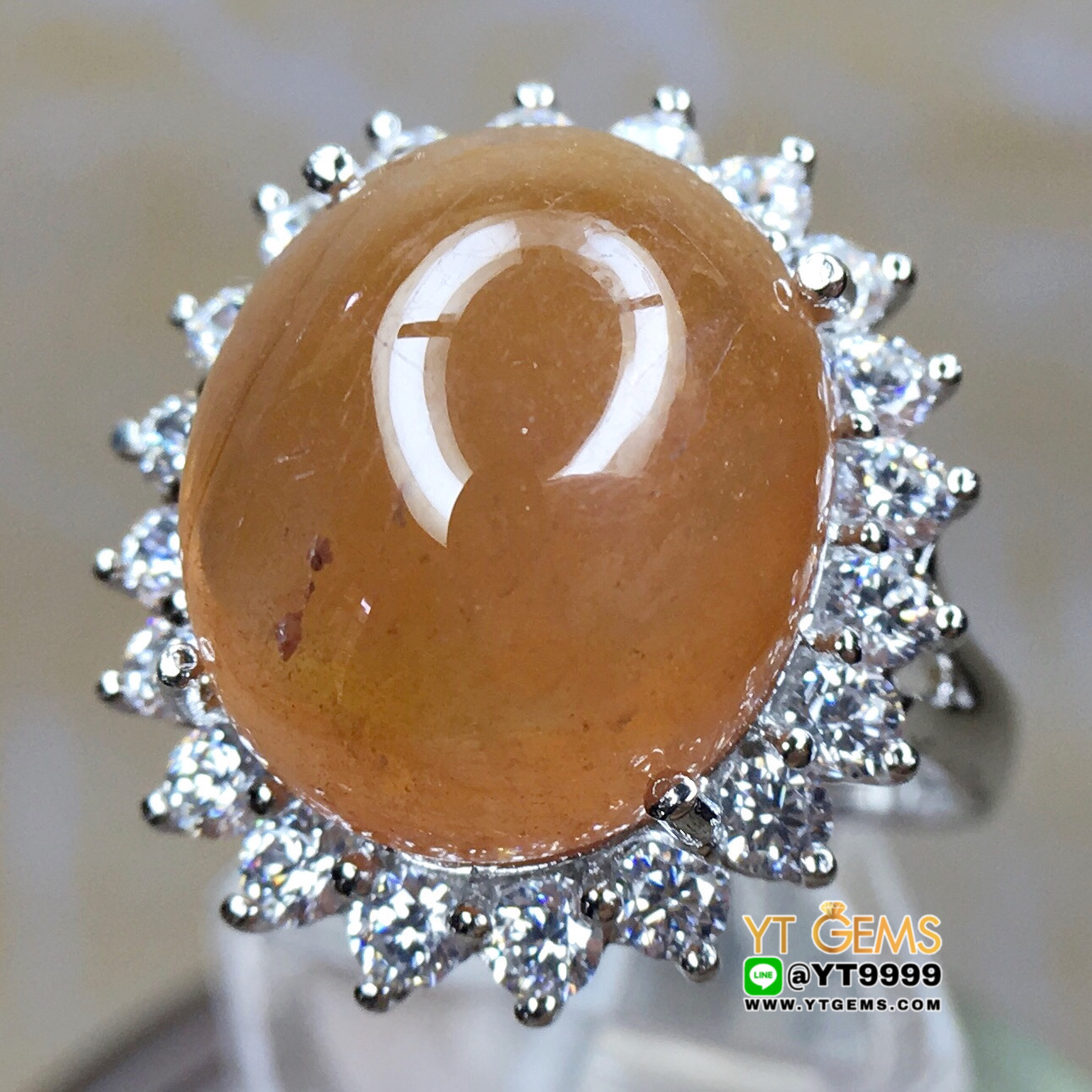 แหวนบุษราคัม สีน้ำโขง แหวนล้อมเพชร แหวนเงินแท้ 92.5% ชุบทองคำขาว ประดับ พลอยบุษราคัมแท้ ตกแต่ง เพชรSwiss YTG-9809 YTGEMS
