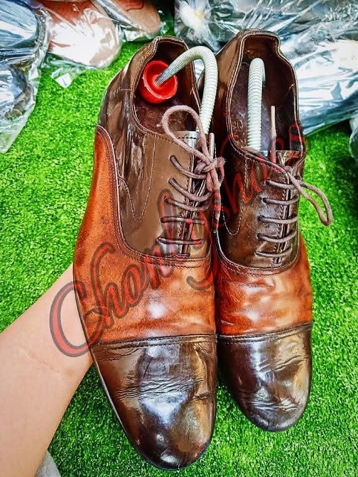 รองเท้าหนังมือสอง by Chonlyshoes