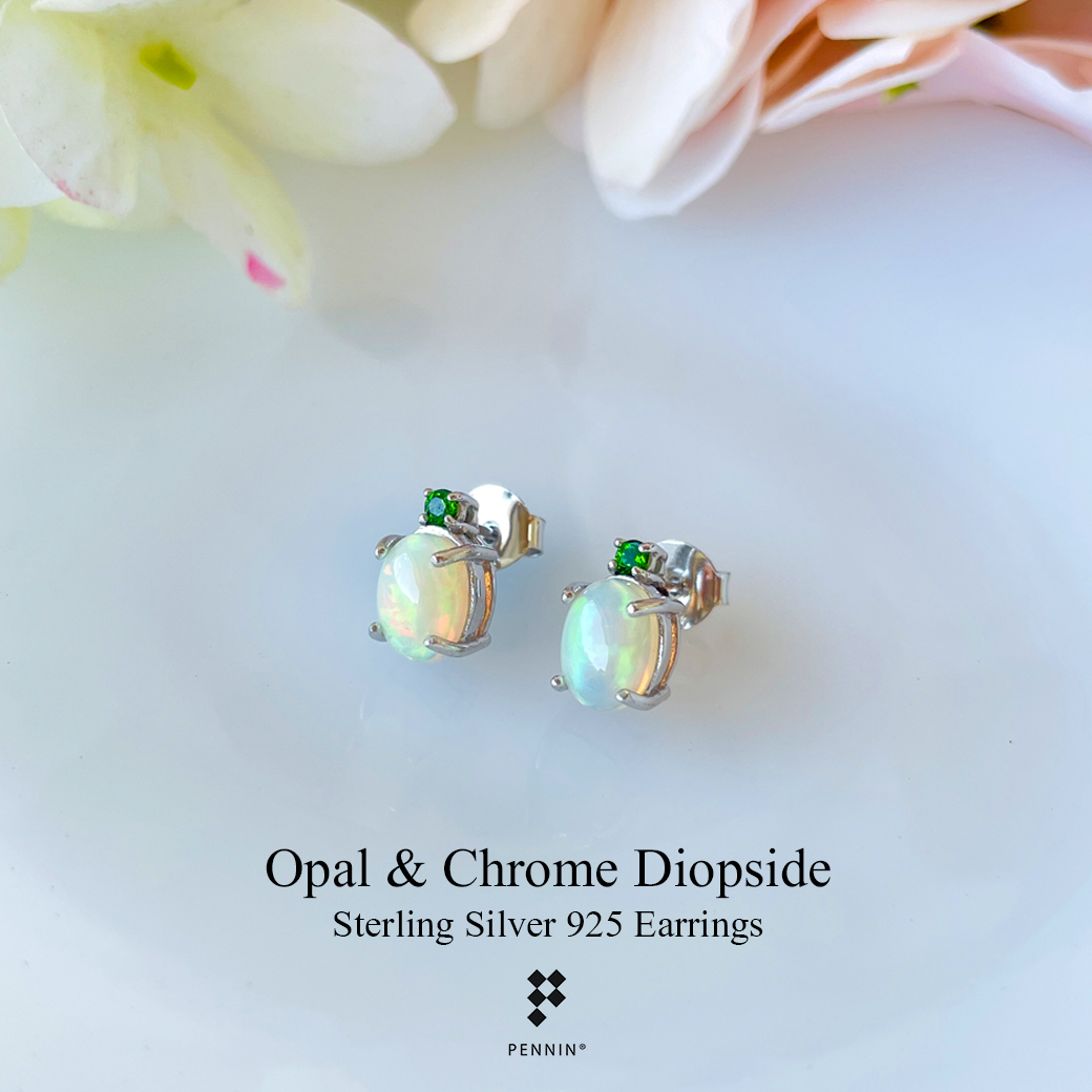 ต่างหูโอปอล (Opal) แซมยอด กรีนโครม ไดออฟไซด์ (Chrome Diopside) สวยมีเสน่ห์ เงินแท้ 925 ชุบทองคำขาว
