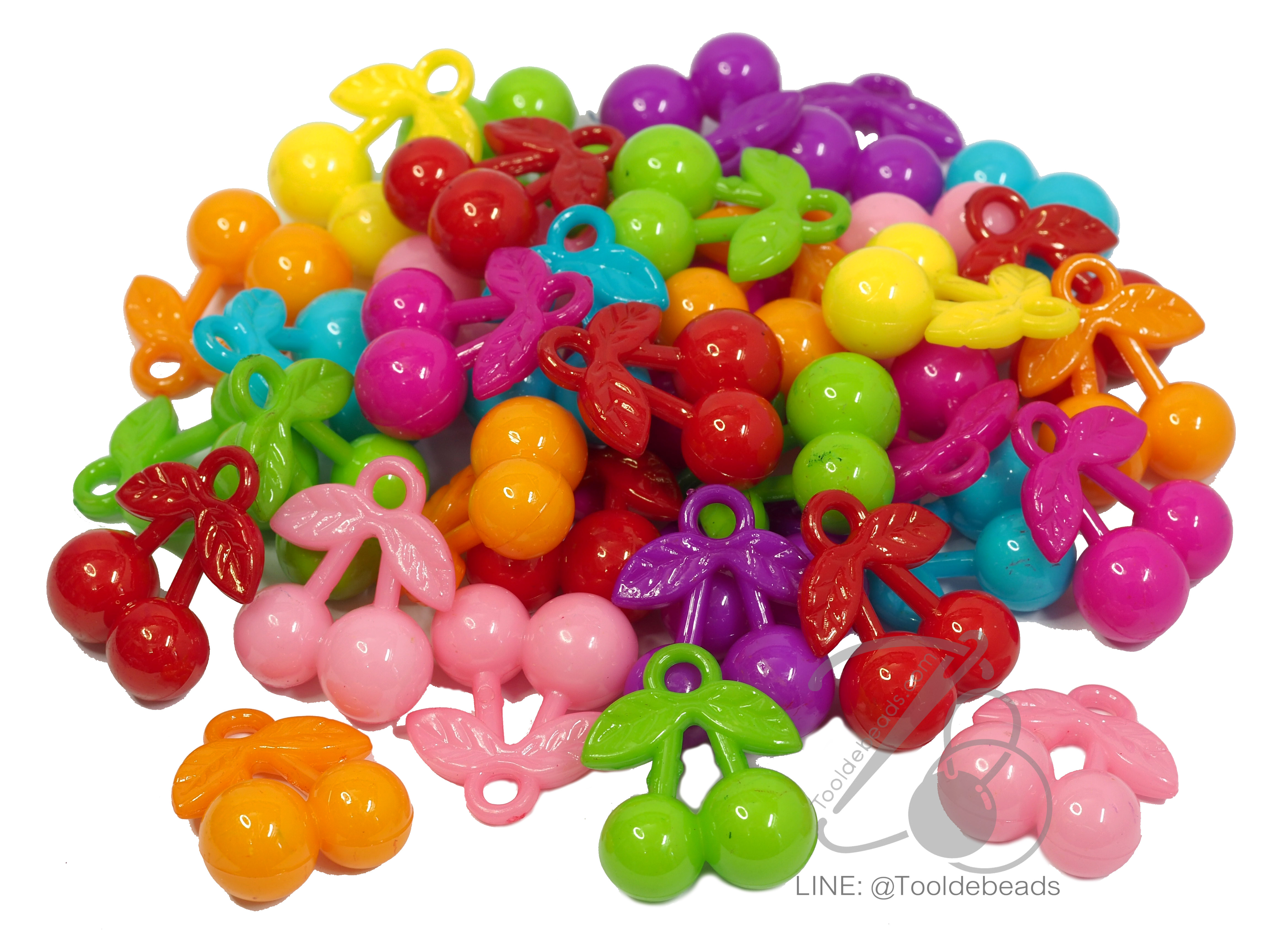 ลูกปัดอะคริลิค 21*26มม. ลายเชอร์รี คละสีสด (15 กรัม) SKU-06874