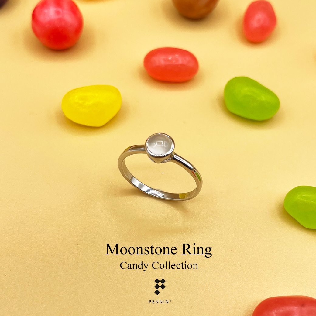 Candy Collection: แหวนมุกดาหาร (Moonstone) เม็ดเดี่ยว 5mm ฝังหุ้ม เงินแท้ 925 ชุบทองคำขาว