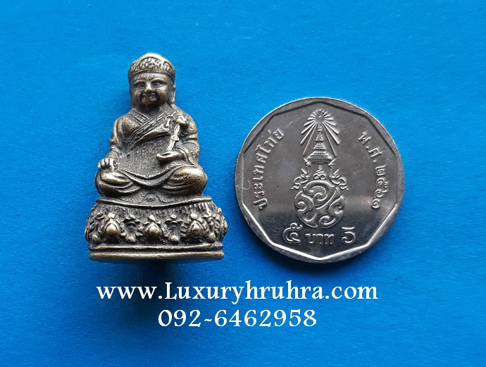 รูปหล่อลอยองค์ไต้ฮงกงโจวซือ