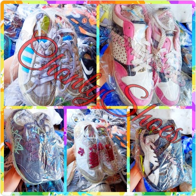 ขายส่งรองเท้าผ้าใบมือสอง